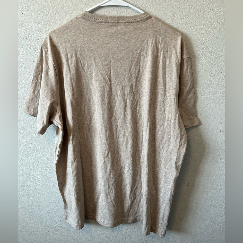 Pact Organic Cotton Softspun V-Neck Tee in Wheat Heather Effortless Sustainable - Picture 5 of 5